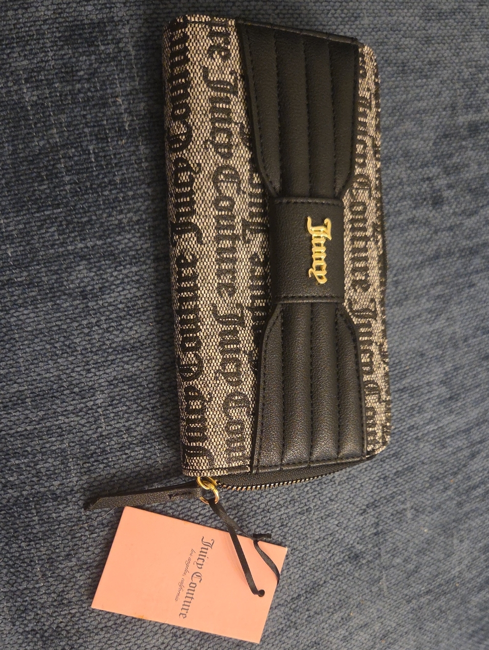 Juicy Couture Black and Beige Logo Bow Zip Wallet